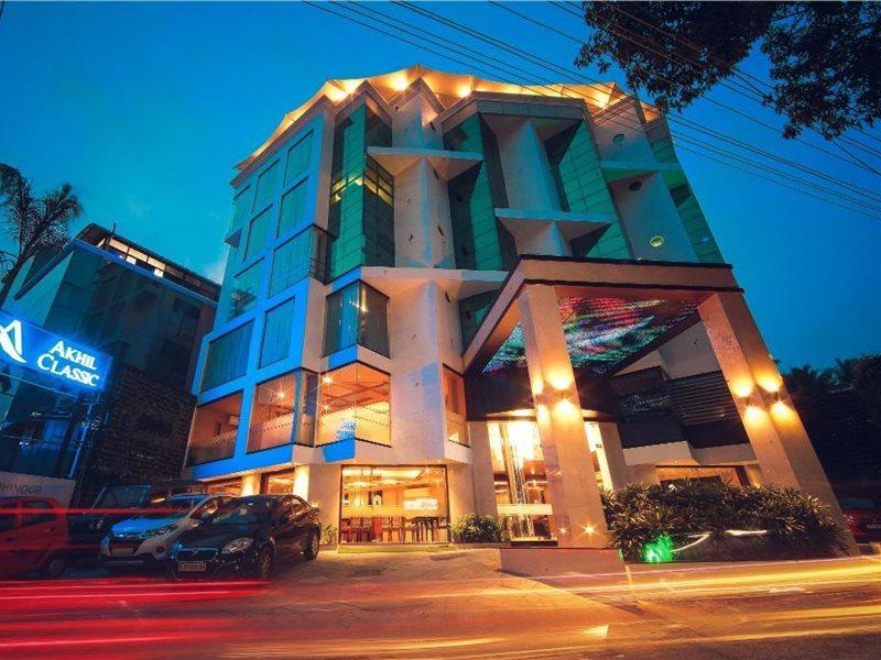 Akhil Classic Hotel Thiruvananthapuram Exterior photo