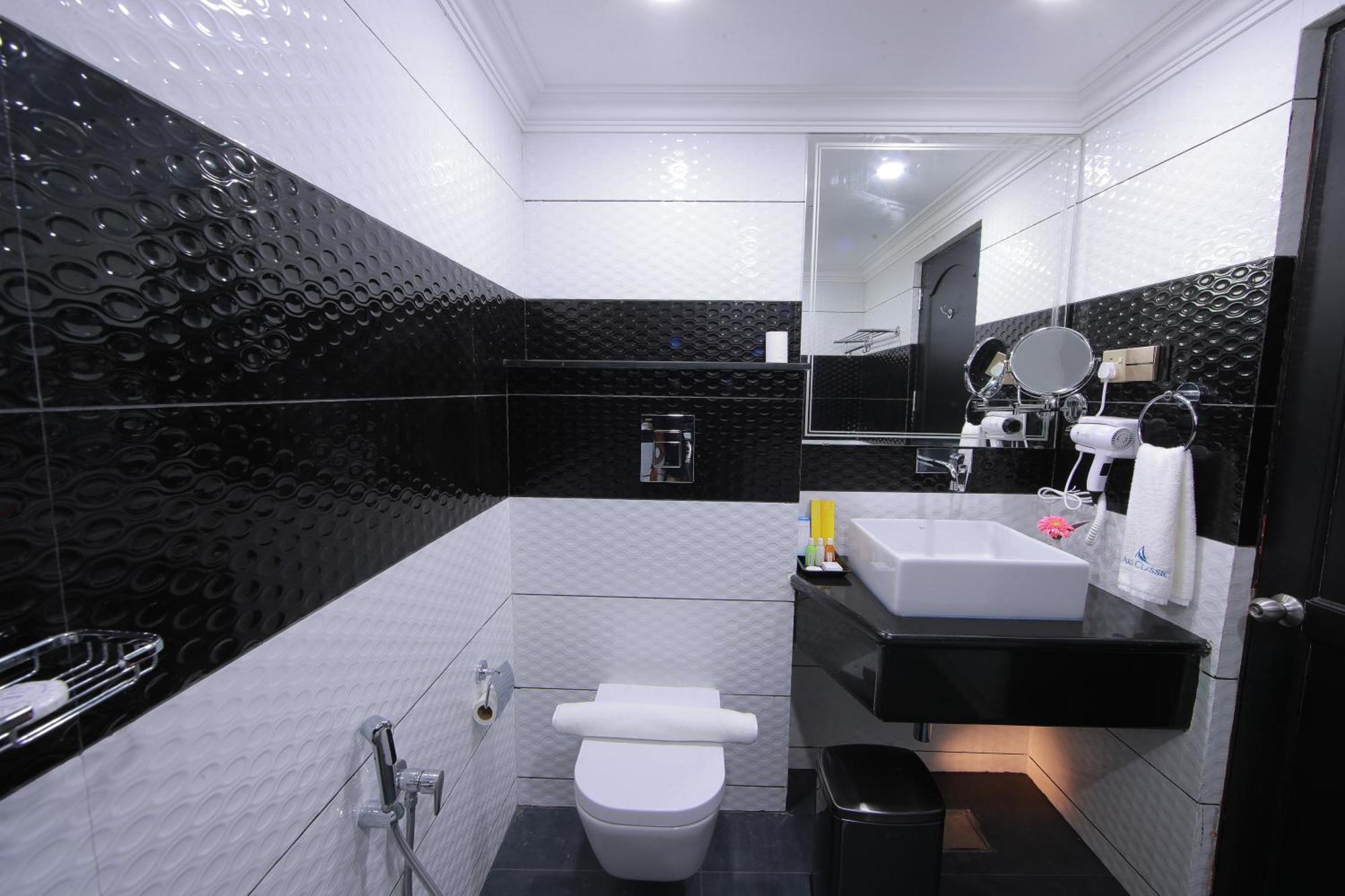 Akhil Classic Thiruvananthapuram Room photo